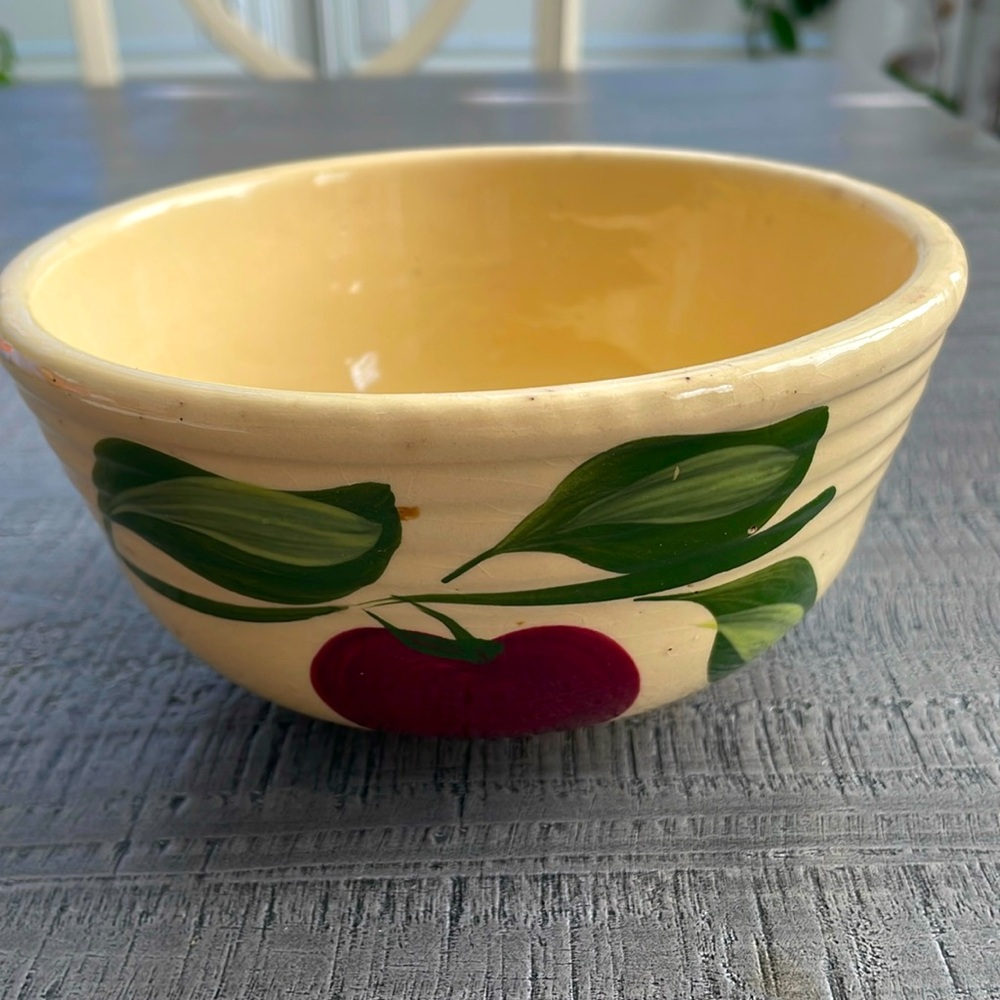 1940’s Watts pottery Ribbed Bowl